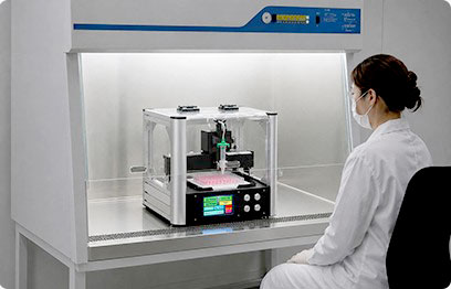 Dispensador automático de microplacas de células
